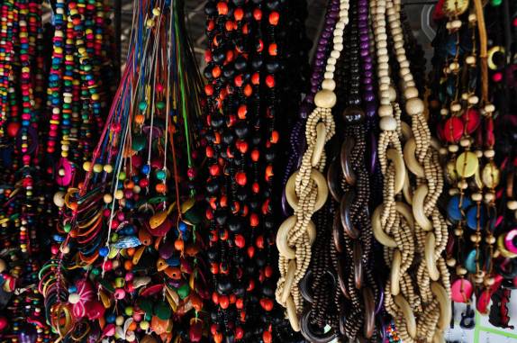 Venda de aertesanato no aeroporto de Canaima, no sul da Venezuela